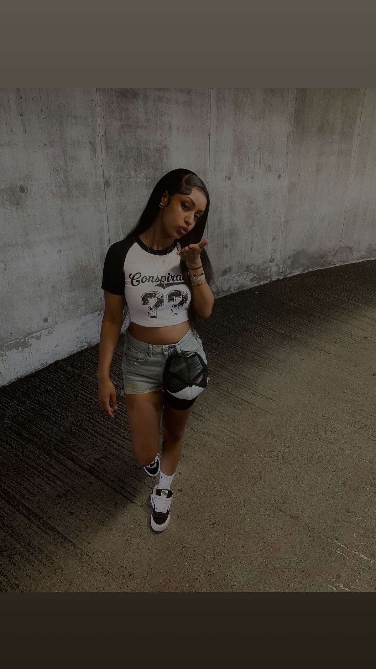 Black Paradox Top